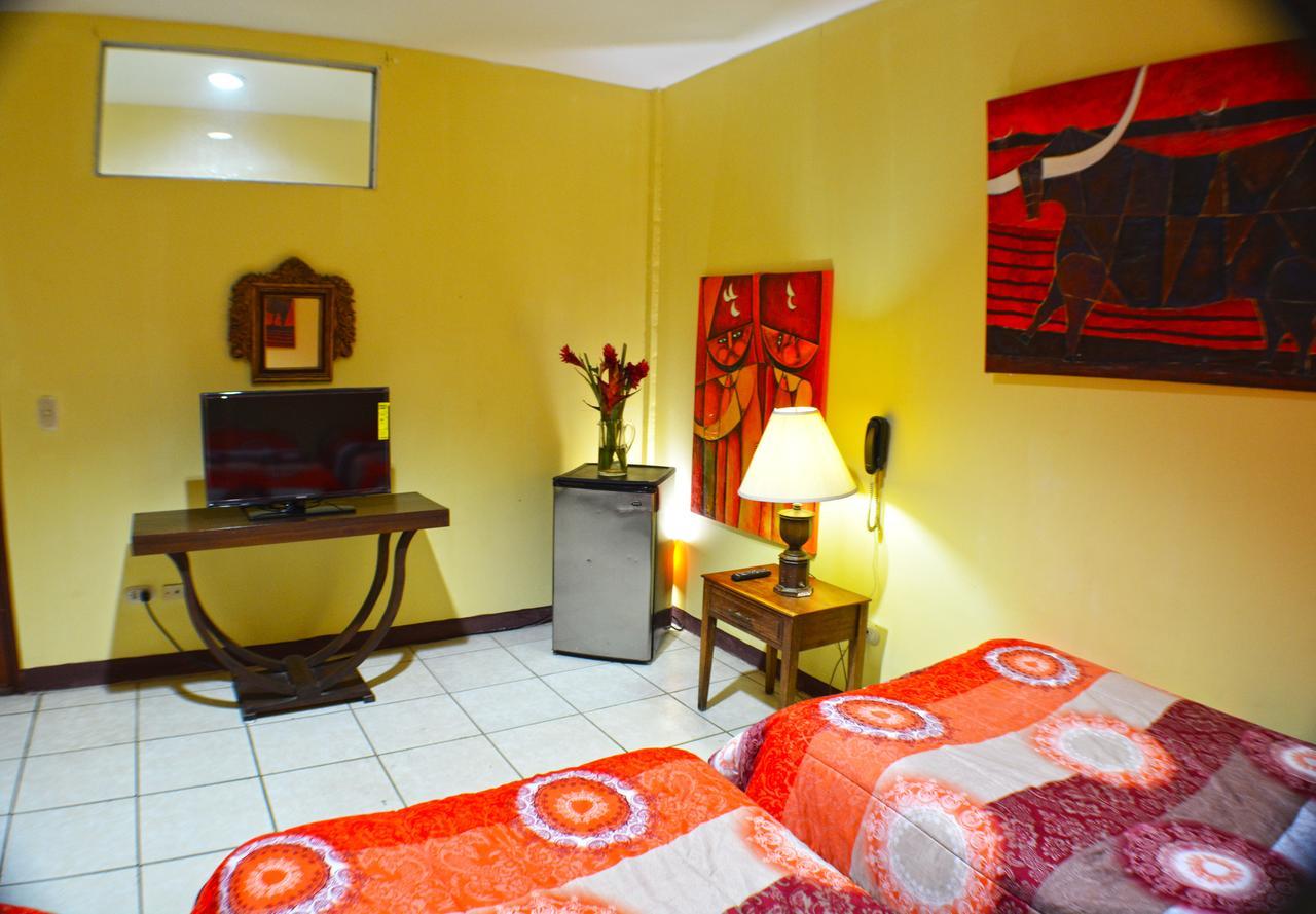צ'יננדגה Hotel Plaza Cosiguina מראה חיצוני תמונה